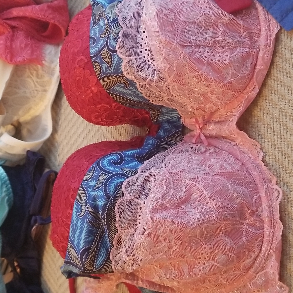 34d bras lot